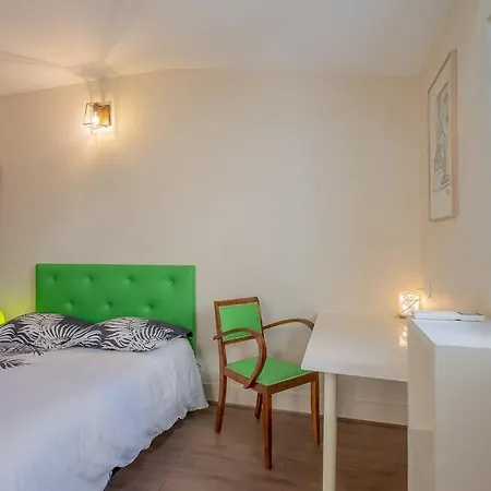 Apartment Le Petit Saint Jean T2, Clim, Centre Historique *